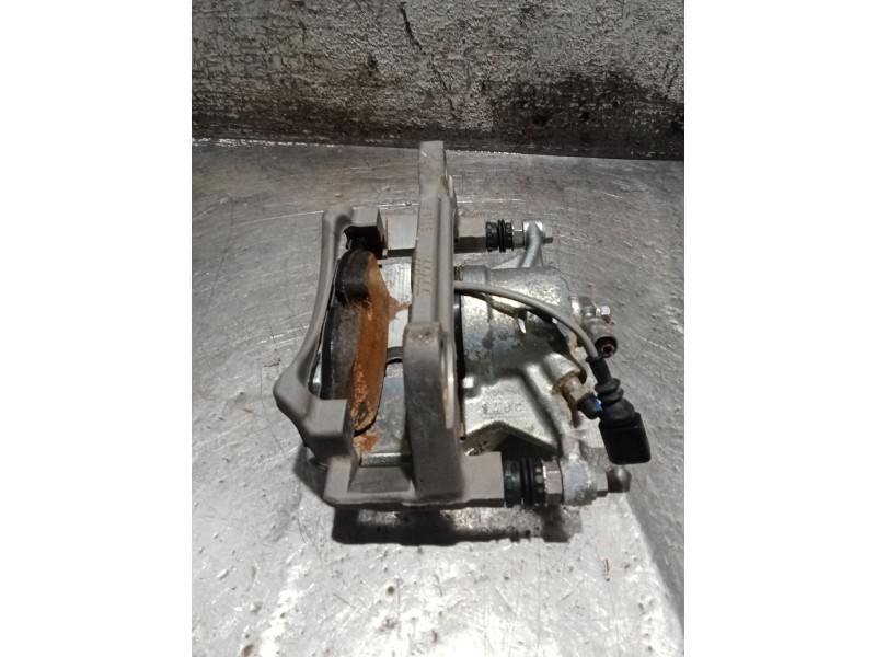 Recambio de pinza freno delantera derecha para audi q3 (f3b) 35 tdi referencia OEM IAM   