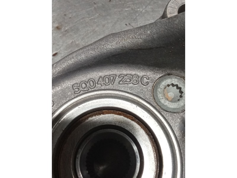 Recambio de mangueta delantera derecha para audi q3 (f3b) 35 tdi referencia OEM IAM 500407258  