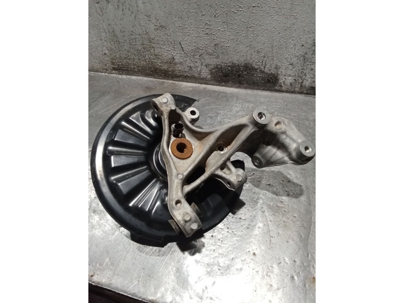 Recambio de mangueta trasera izquierda para audi q3 (f3b) 35 tdi referencia OEM IAM   