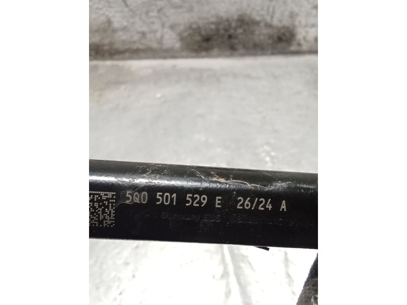 Recambio de brazo suspension inferior trasero izquierdo para audi q3 (f3b) 35 tdi referencia OEM IAM 5Q0501529E  
