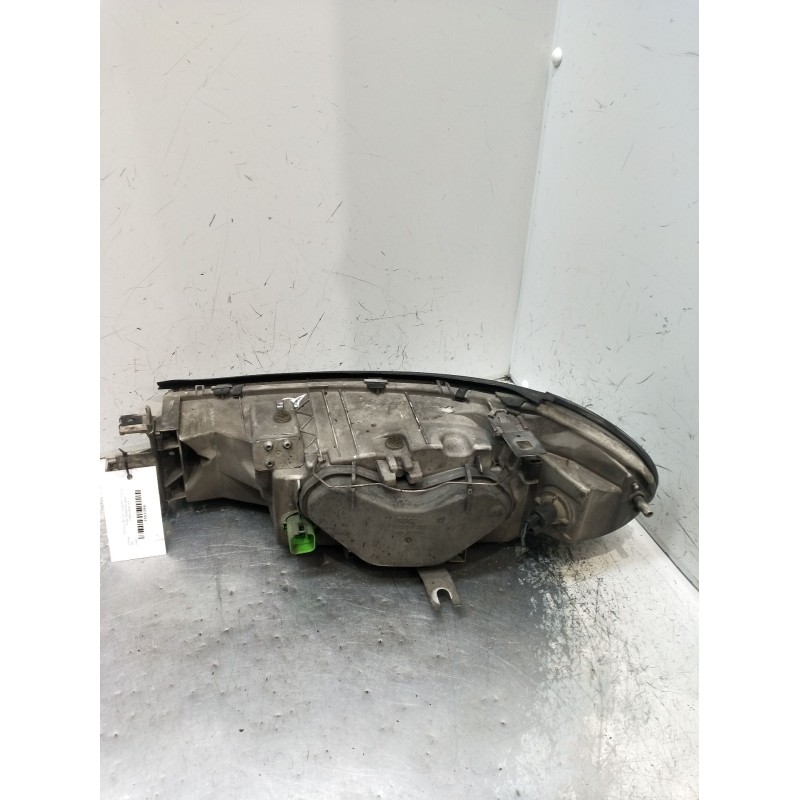 Recambio de faro derecho para ford mondeo ii (bap) 2.0 i referencia OEM IAM 0301098206 1079858 97