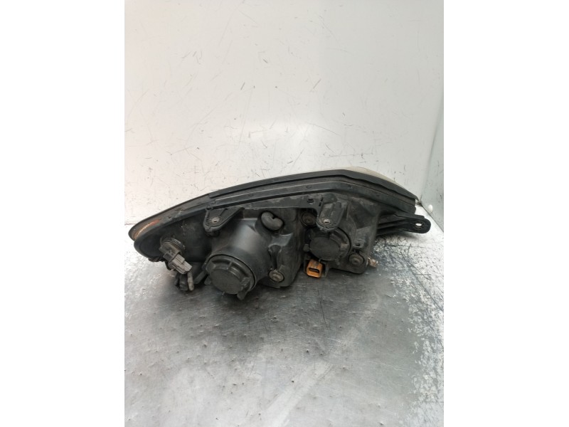 Recambio de faro izquierdo para hyundai coupe ii (gk) 2.0 referencia OEM IAM   02