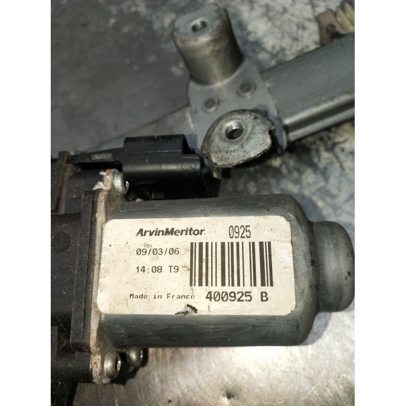 Recambio de elevalunas delantero izquierdo para nissan note (e11, ne11) 1.5 dci referencia OEM IAM 400925B  06 5P