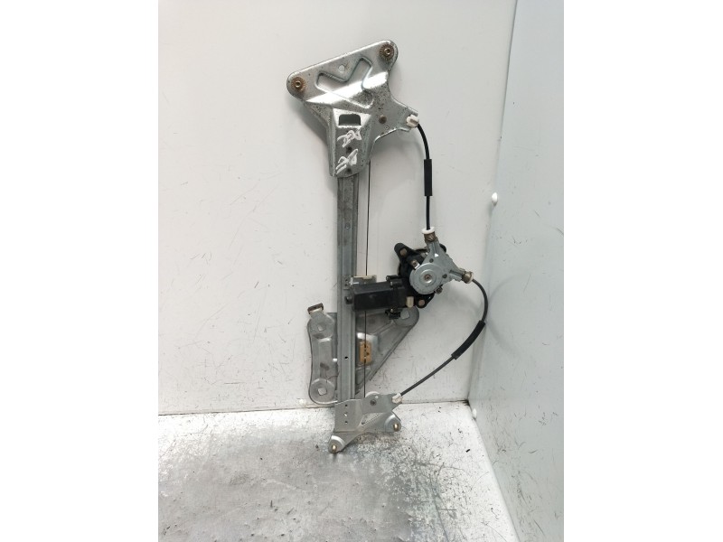 Recambio de elevalunas delantero derecho para hyundai coupe ii (gk) 2.0 referencia OEM IAM   02 3P