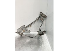 Recambio de elevalunas delantero izquierdo para hyundai coupe ii (gk) 2.0 referencia OEM IAM 824502C000  02 3P