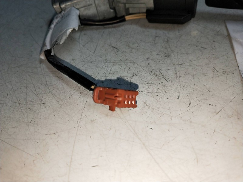Recambio de conmutador de arranque para peugeot 407 sw st confort pack referencia OEM IAM N0502455 N0502073 