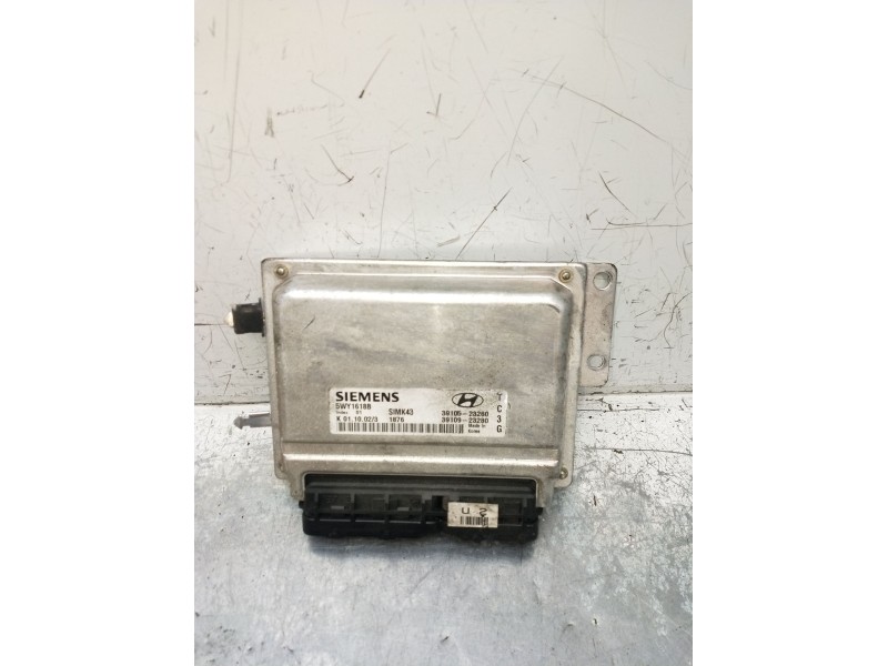 Recambio de centralita motor uce para hyundai coupe ii (gk) 2.0 referencia OEM IAM 5WY1618B 3910523280 3910923280 02 SIMK43