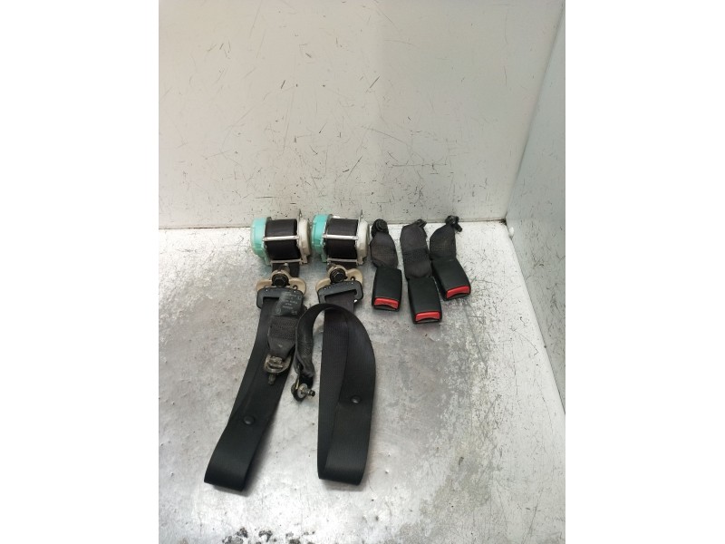 Recambio de juego cinturones trasero para nissan note (e11, ne11) 1.5 dci referencia OEM IAM   06 5P