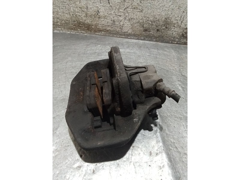 Recambio de pinza freno delantera derecha para peugeot 505 (551a) 2.5 diesel referencia OEM IAM   81