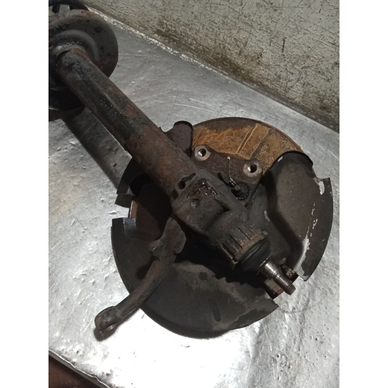 Recambio de mangueta delantera izquierda para peugeot 505 (551a) 2.5 diesel referencia OEM IAM   81
