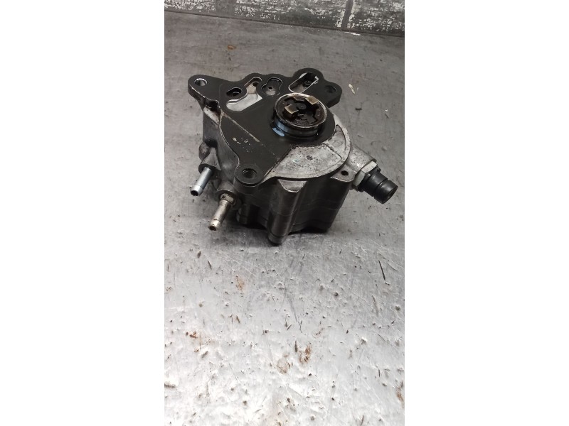 Recambio de depresor freno / bomba vacio para seat leon (1p1) 2.0 tdi 16v referencia OEM IAM 03G145209  