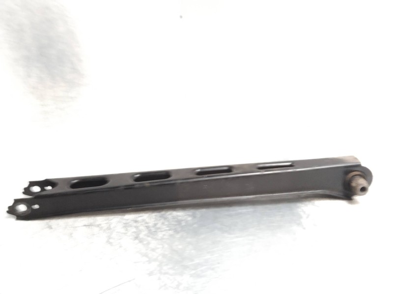 Recambio de brazo suspension superior trasero derecho para saab 9-5 sedán 2.0 t ecopower referencia OEM IAM    Recambio de brazo suspension superior trasero derecho para saab 9-5 sedán 2.0 t ecopower referencia OEM IAM