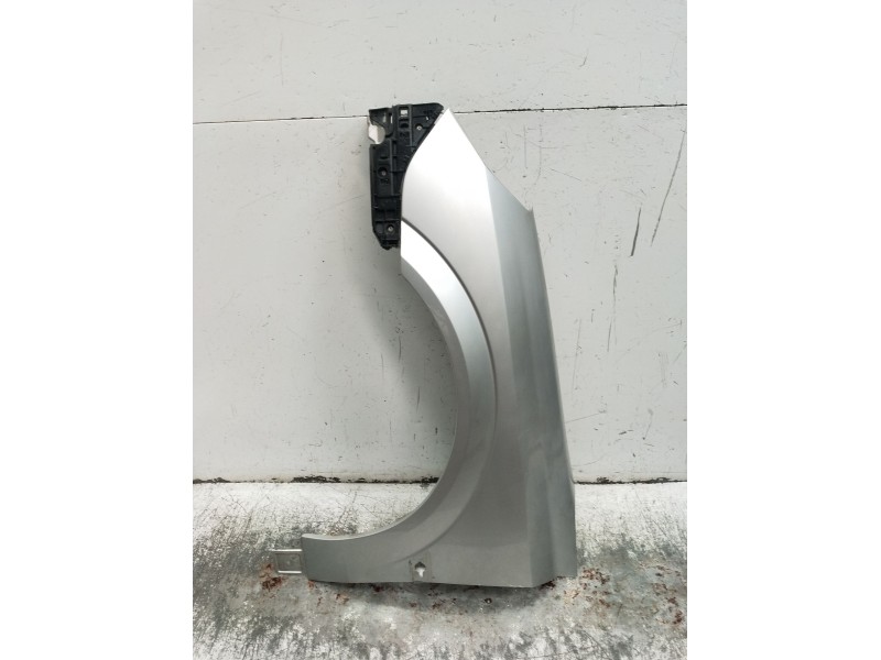 Recambio de aleta delantera izquierda para opel vectra c station wagon (z02) 1.9 cdti (f35) referencia OEM IAM   03