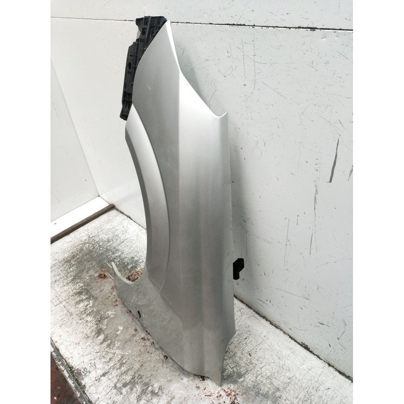 Recambio de aleta delantera izquierda para opel vectra c station wagon (z02) 1.9 cdti (f35) referencia OEM IAM   03