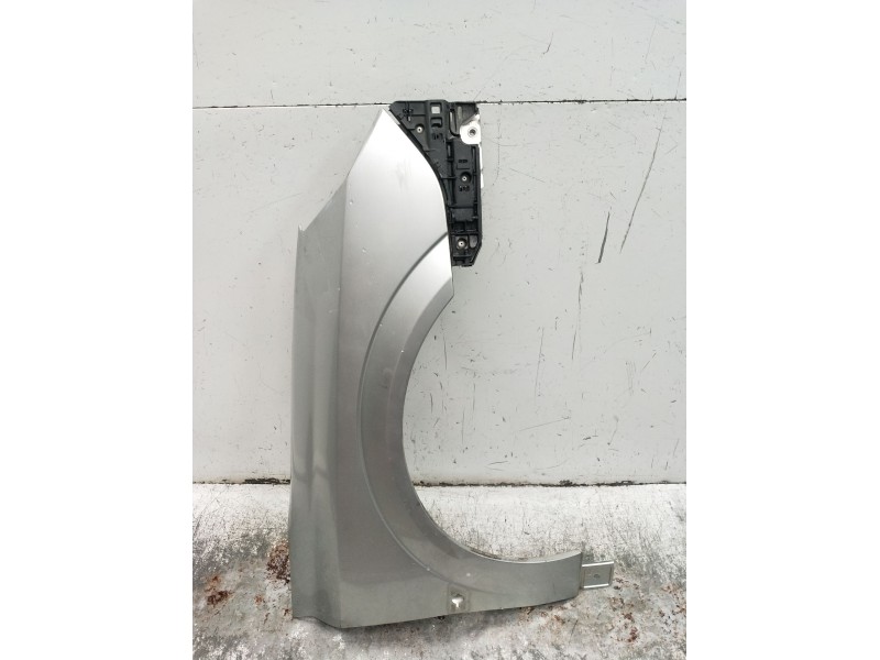 Recambio de aleta delantera derecha para opel vectra c station wagon (z02) 1.9 cdti (f35) referencia OEM IAM   03