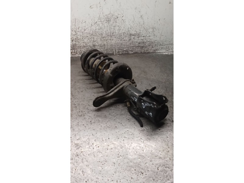 Recambio de amortiguador delantero izquierdo para audi 80 b3 sedán (893, 894, 8a2) 1.6 td referencia OEM IAM   