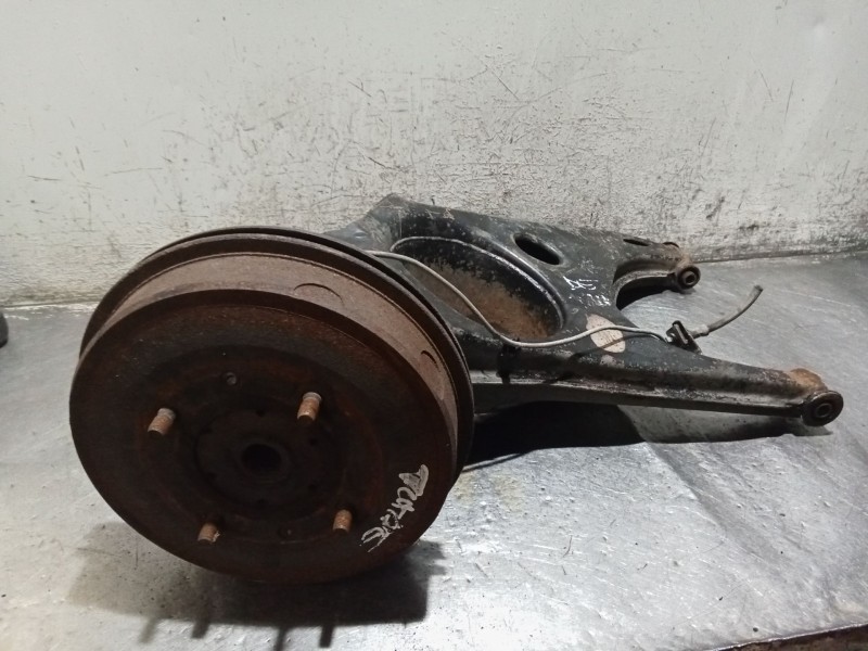 Recambio de mangueta trasera derecha para peugeot 505 (551a) 2.5 diesel referencia OEM IAM   81