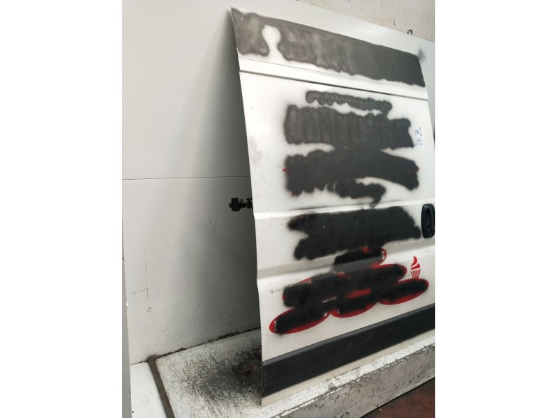 Recambio de puerta lateral corredera derecha para peugeot boxer furgoneta 2.0 bluehdi 130 referencia OEM IAM   14 5P