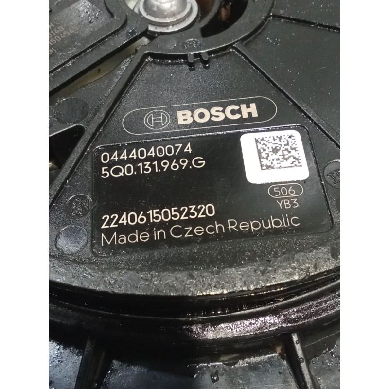 Recambio de deposito combustible para audi q3 (f3b) 35 tdi referencia OEM IAM 5Q0131969G 0444040074 5QF131877P 5OF131877MM ADBLU