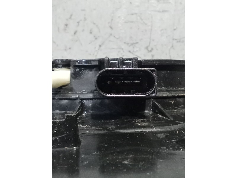 Recambio de deposito combustible para audi q3 (f3b) 35 tdi referencia OEM IAM 5Q0131969G 0444040074 5QF131877P 5OF131877MM ADBLU