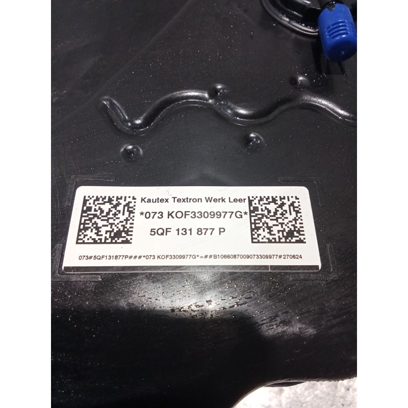 Recambio de deposito combustible para audi q3 (f3b) 35 tdi referencia OEM IAM 5Q0131969G 0444040074 5QF131877P 5OF131877MM ADBLU