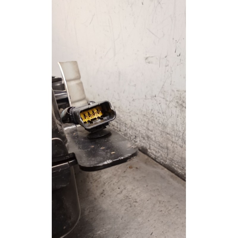 Recambio de deposito combustible para peugeot boxer furgoneta 2.0 bluehdi 130 referencia OEM IAM P1001282 9818716680 ADBLUE 14