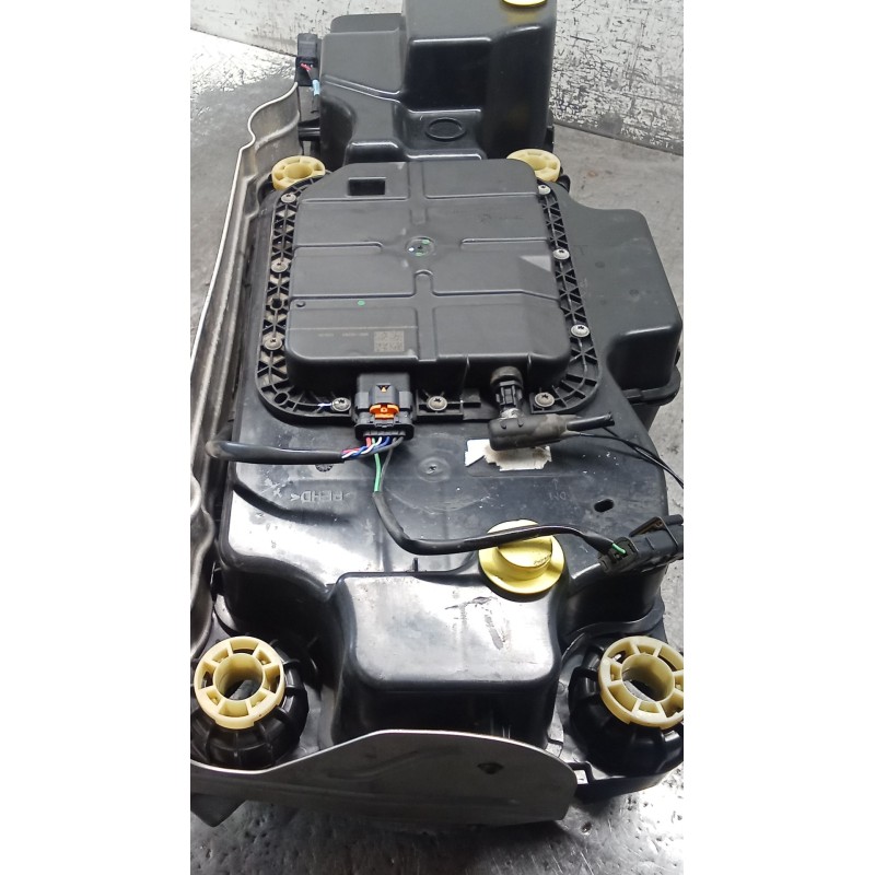 Recambio de deposito combustible para peugeot boxer furgoneta 2.0 bluehdi 130 referencia OEM IAM P1001282 9818716680 ADBLUE 14