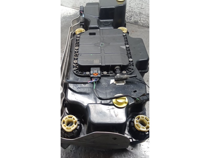 Recambio de deposito combustible para peugeot boxer furgoneta 2.0 bluehdi 130 referencia OEM IAM P1001282 9818716680 ADBLUE 14