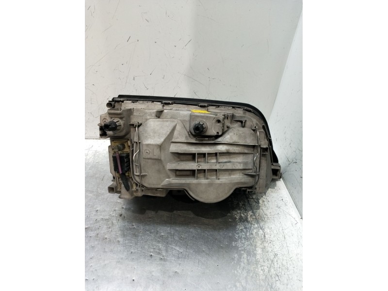 Recambio de faro izquierdo para mercedes-benz clase c (w202) c 180 (202.018) referencia OEM IAM   93