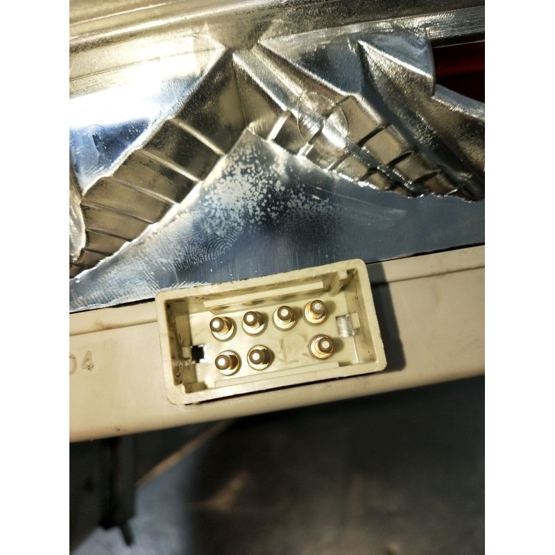 Recambio de piloto trasero izquierdo para mercedes-benz clase c (w202) c 180 (202.018) referencia OEM IAM   93