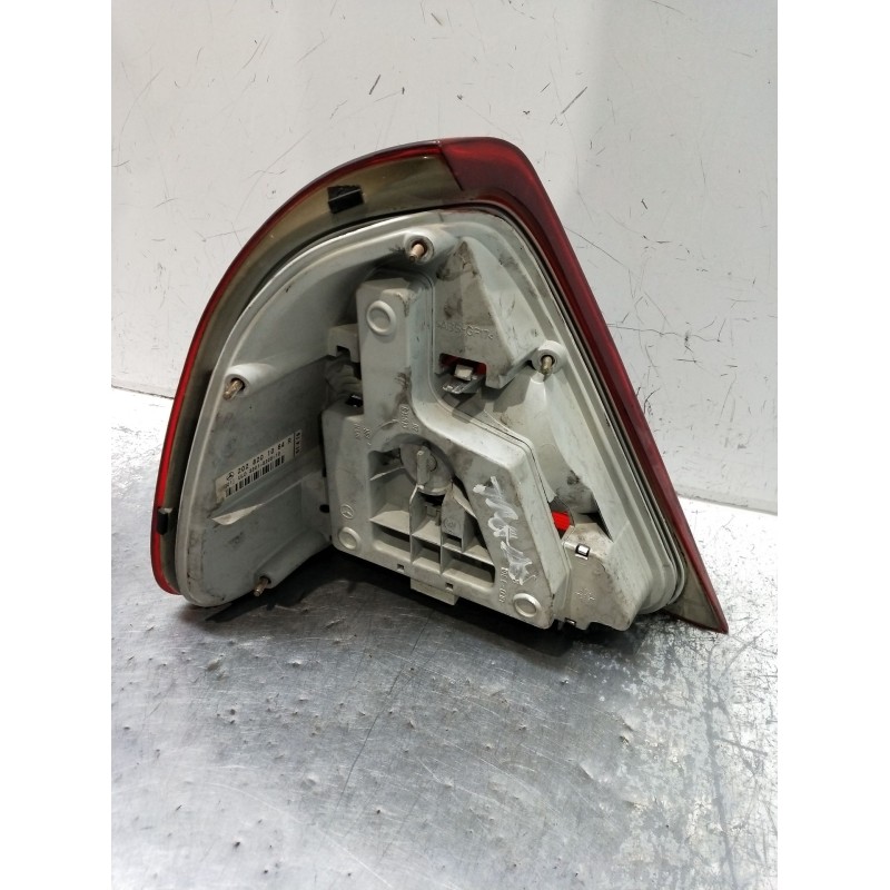 Recambio de piloto trasero derecho para mercedes-benz clase c (w202) c 180 (202.018) referencia OEM IAM 2028201064R 3301520510 9