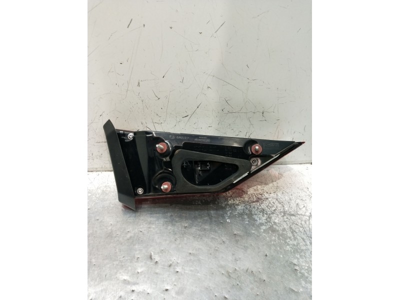 Recambio de piloto trasero derecho interior para audi q3 (f3b) 35 tdi referencia OEM IAM 83A945094 646752 24