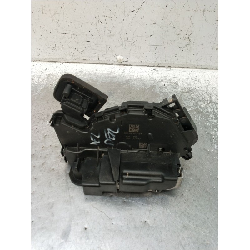 Recambio de motor cierre centralizado delantero derecho para audi q3 (f3b) 35 tdi referencia OEM IAM 5TB837016E  24 5P