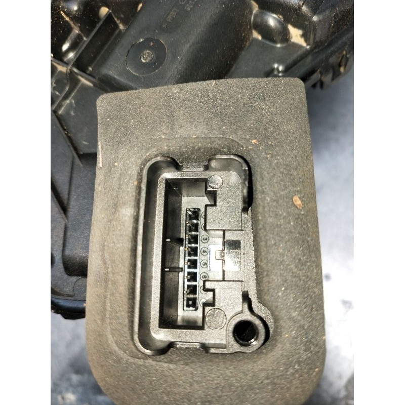 Recambio de motor cierre centralizado delantero derecho para audi q3 (f3b) 35 tdi referencia OEM IAM 5TB837016E  24 5P