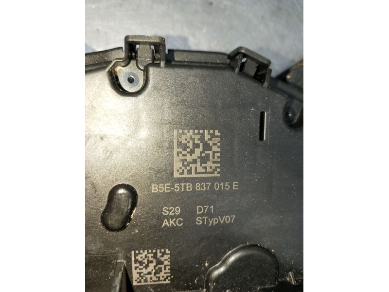 Recambio de motor cierre centralizado delantero izquierdo para audi q3 (f3b) 35 tdi referencia OEM IAM 5TB837015E  24 5P