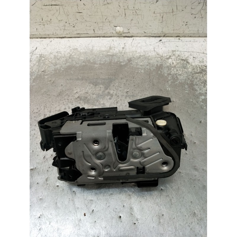 Recambio de motor cierre centralizado trasero derecho para audi q3 (f3b) 35 tdi referencia OEM IAM 5TA839016Q  24 5P