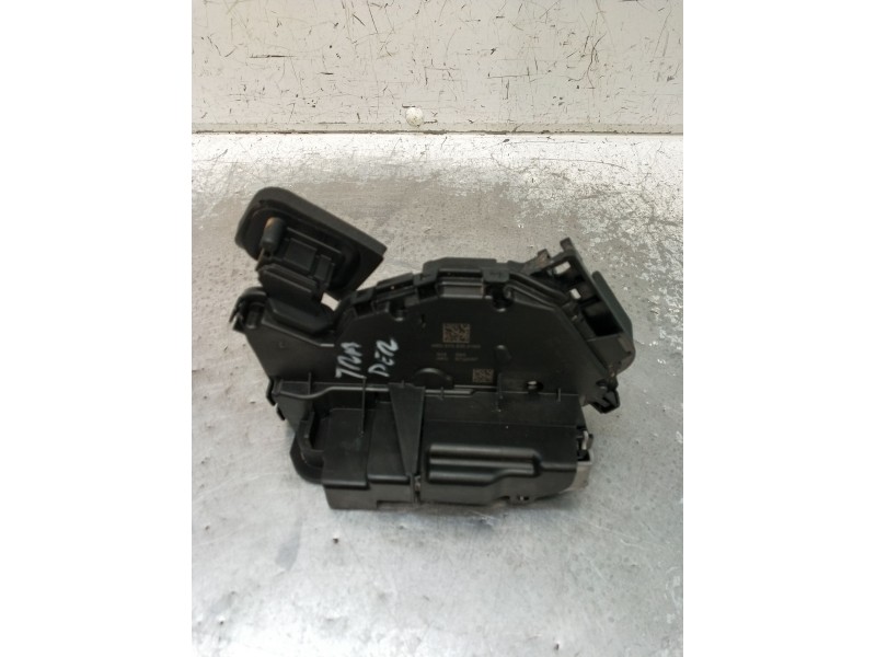 Recambio de motor cierre centralizado trasero derecho para audi q3 (f3b) 35 tdi referencia OEM IAM 5TA839016Q  24 5P