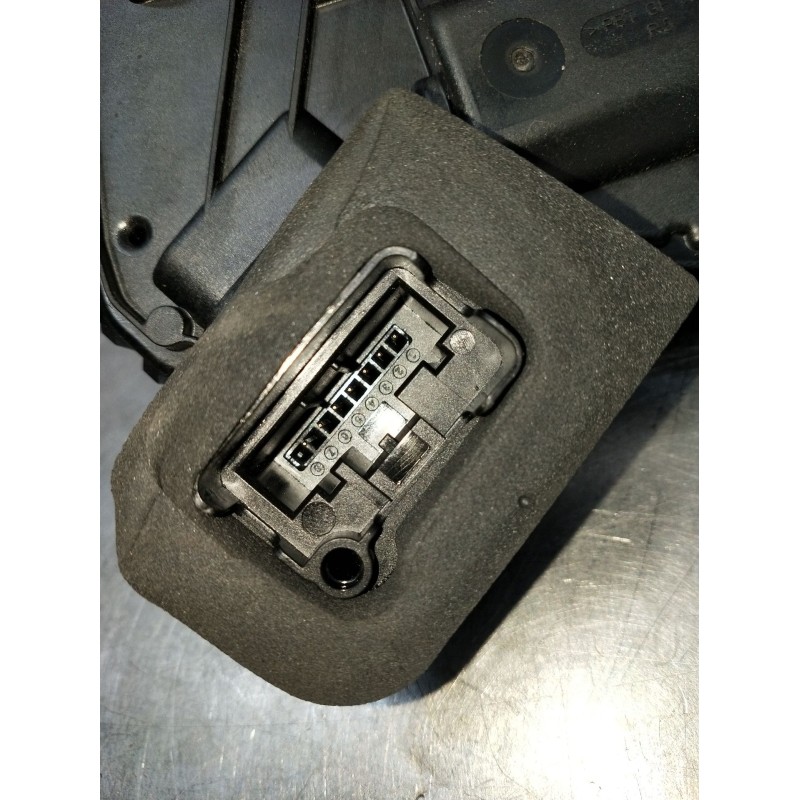 Recambio de motor cierre centralizado trasero derecho para audi q3 (f3b) 35 tdi referencia OEM IAM 5TA839016Q  24 5P