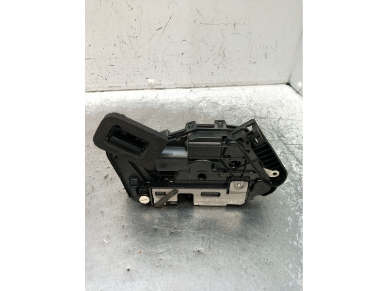 Recambio de motor cierre centralizado trasero izquierdo para audi q3 (f3b) 35 tdi referencia OEM IAM 5TA839015Q  24 5P