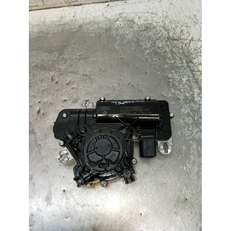 Recambio de motor cierre centralizado porton para audi q3 (f3b) 35 tdi referencia OEM IAM 5TA827887C  24 5P