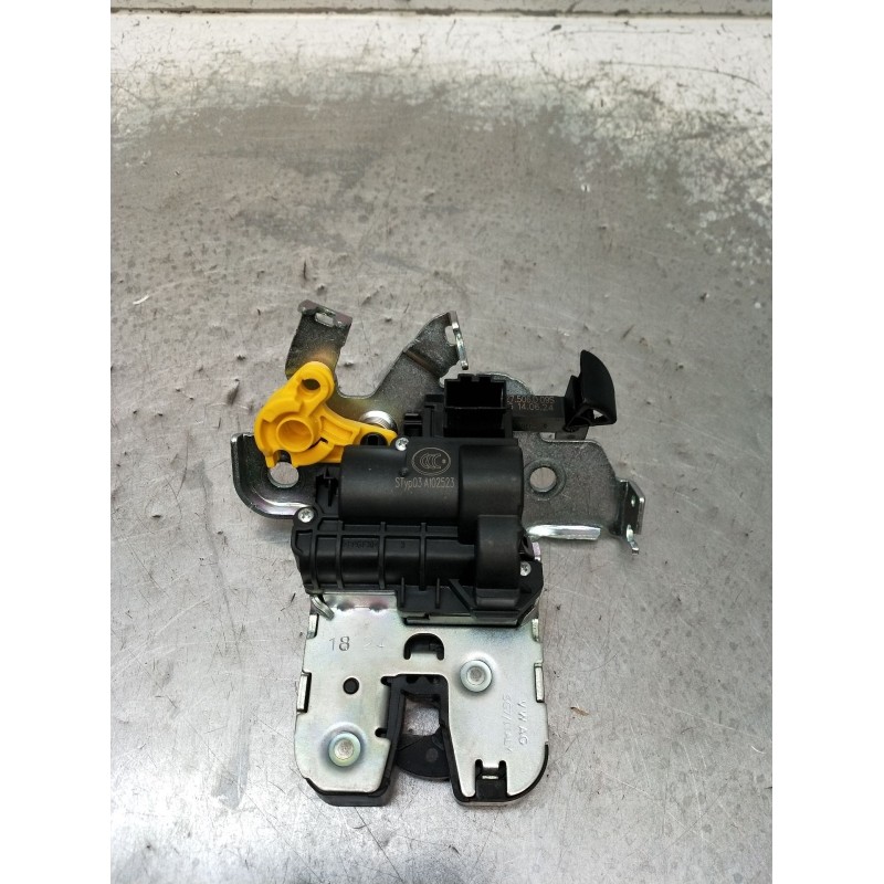 Recambio de motor cierre centralizado porton para audi q3 (f3b) 35 tdi referencia OEM IAM 4M0827506D 190556 24 5P