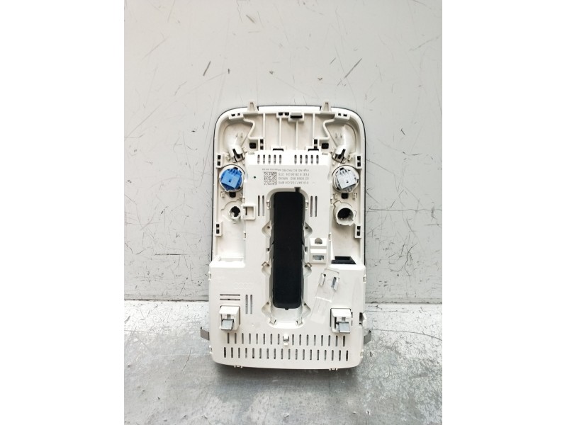 Recambio de luz interior para audi q3 (f3b) 35 tdi referencia OEM IAM 025093952 81A947135CH 24