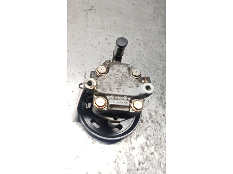 Recambio de bomba direccion para seat inca (6k9) 1.9 sdi cl kombi referencia OEM IAM 038145255A  