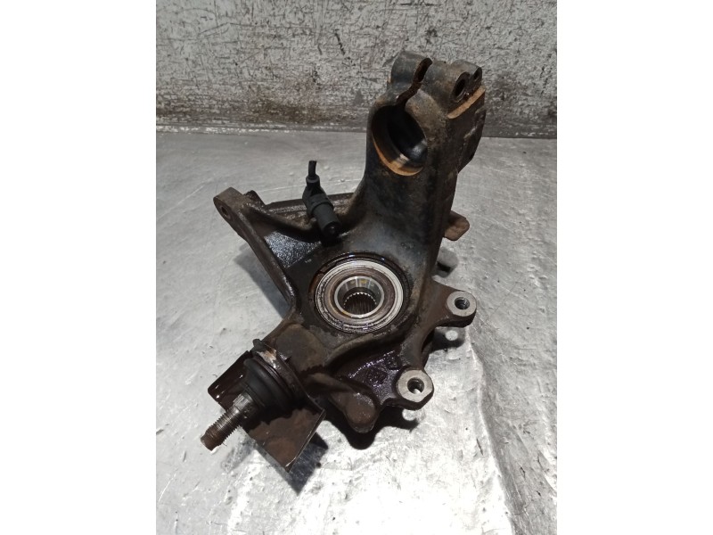 Recambio de mangueta delantera izquierda para peugeot 406 (8b) 2.0 hdi 110 referencia OEM IAM   99