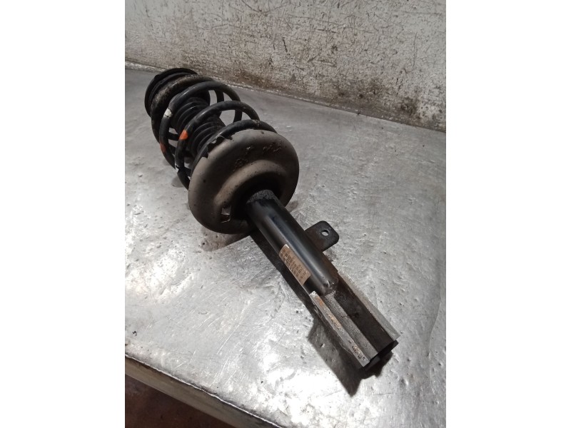 Recambio de amortiguador delantero izquierdo para citroën berlingo multispace (b9) 1.6 bluehdi 120 referencia OEM IAM 9684067780