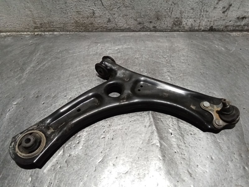 Recambio de brazo suspension inferior delantero derecho para volkswagen caddy iv furgoneta/monovolumen (saa, sah) 2.0 tdi refere