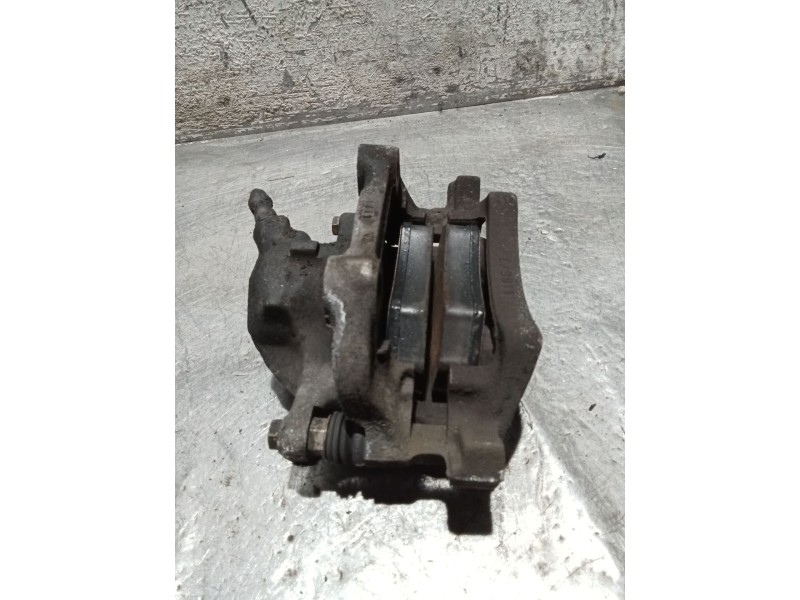 Recambio de pinza freno delantera izquierda para audi 80 b4 sedán (8c2) 1.9 tdi referencia OEM IAM   