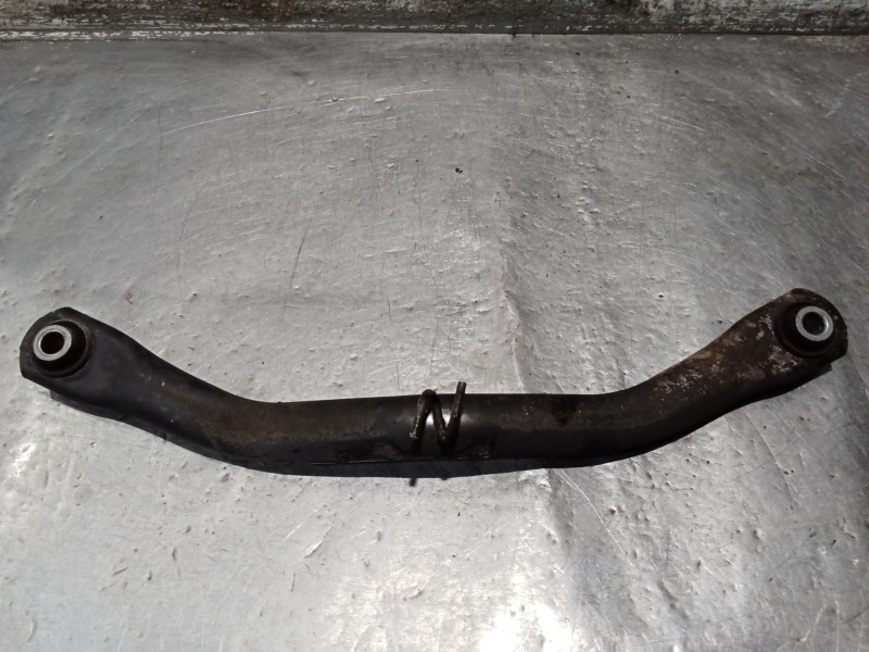 Recambio de brazo suspension superior trasero izquierdo para peugeot 406 (8b) 2.0 hdi 110 referencia OEM IAM   99