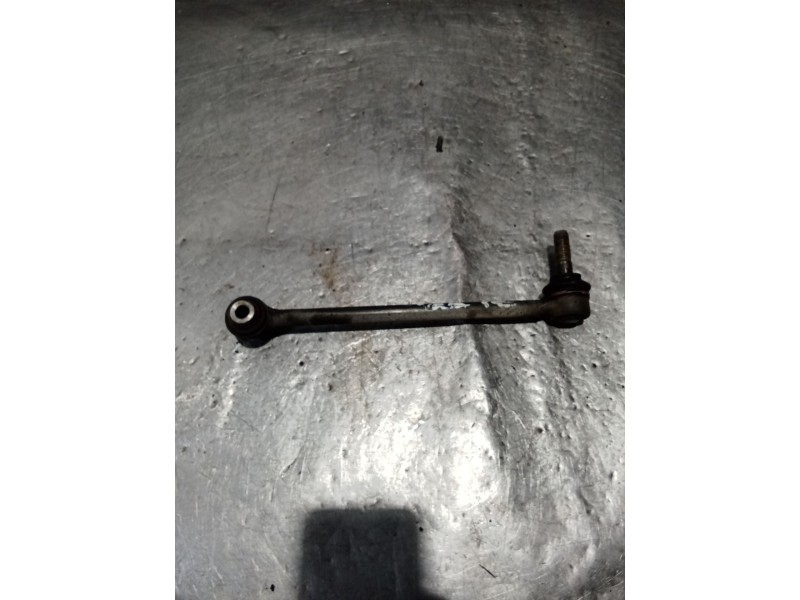 Recambio de brazo suspension superior trasero izquierdo para peugeot 406 (8b) 2.0 hdi 110 referencia OEM IAM  ANTERIOR 99