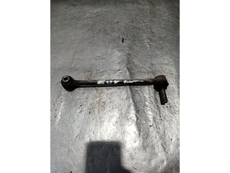 Recambio de brazo suspension superior trasero izquierdo para peugeot 406 (8b) 2.0 hdi 110 referencia OEM IAM  ANTERIOR 99